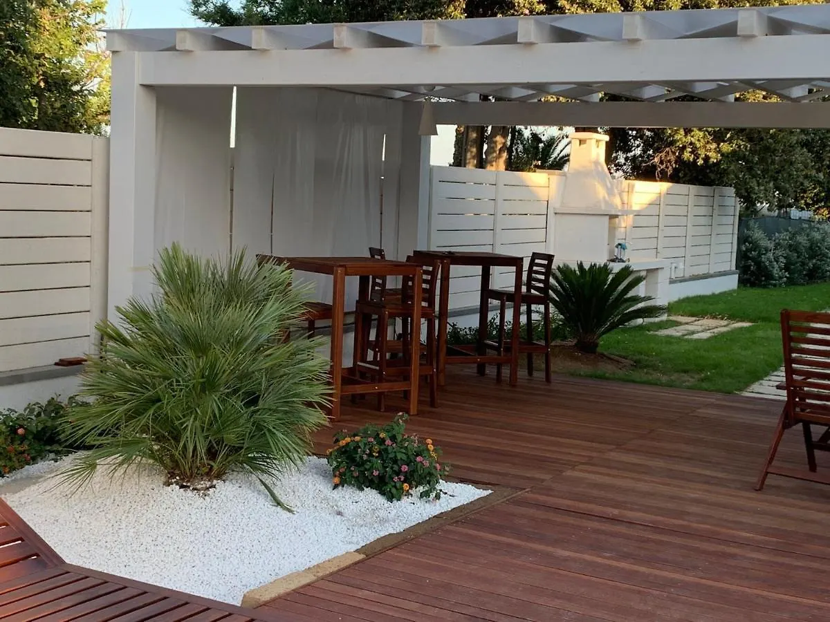 La Porta Sulla Spiaggia Casa Vacanze Su Forti 0*,